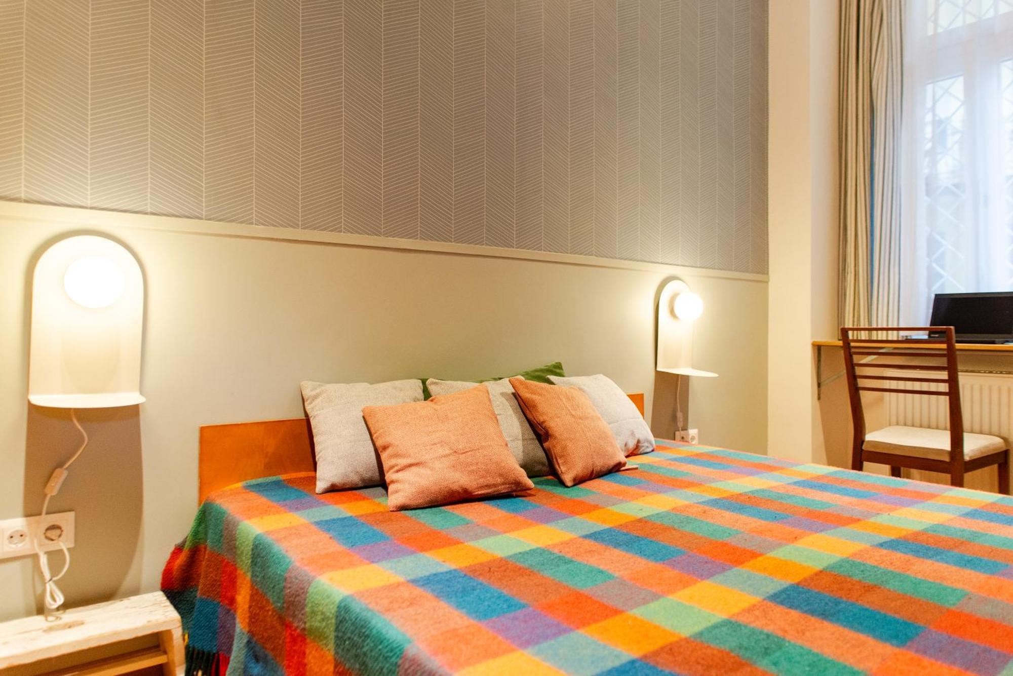 Spacious Family Suite Along River Side, In The Heart Of Buda Budapest Eksteriør billede
