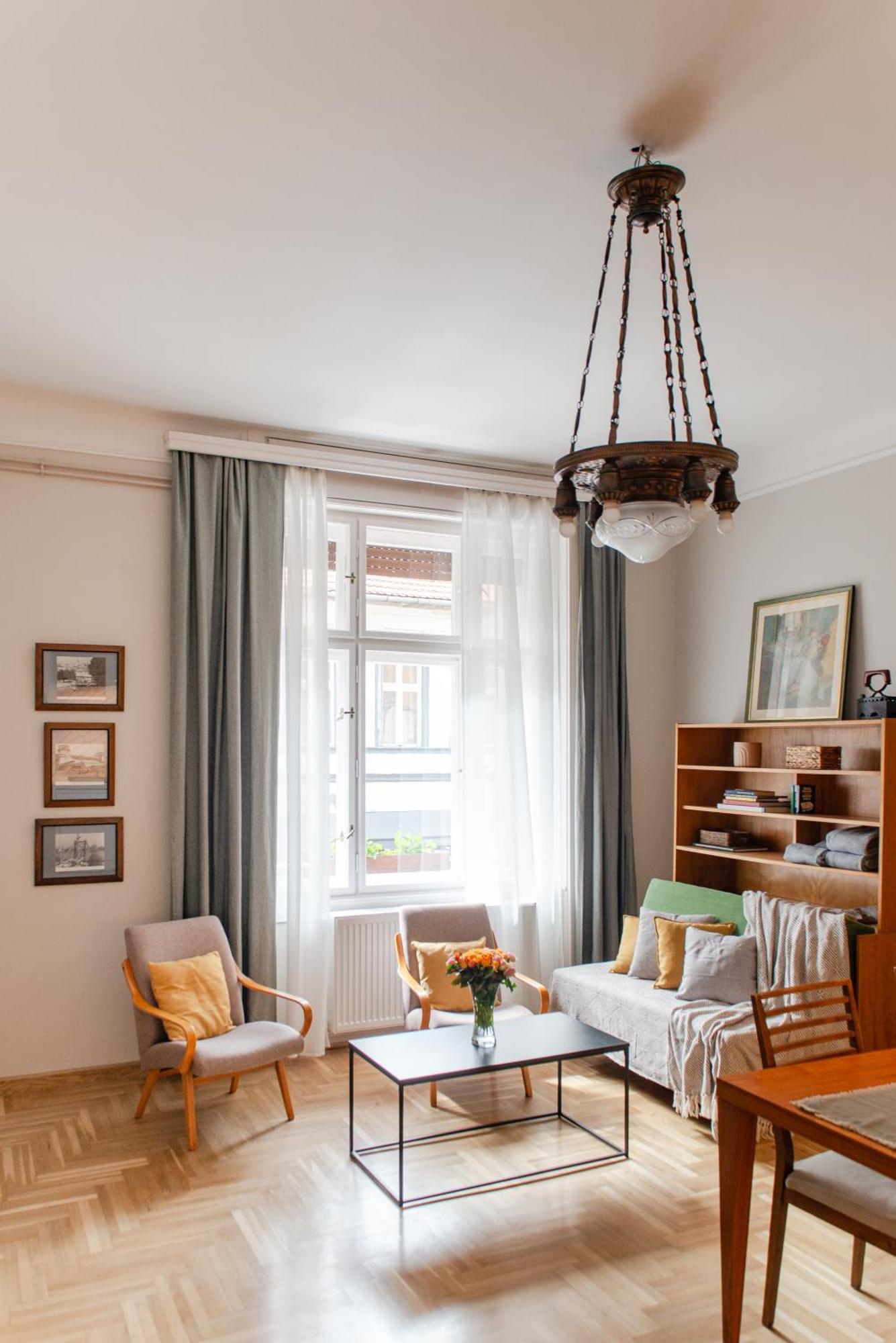 Spacious Family Suite Along River Side, In The Heart Of Buda Budapest Eksteriør billede